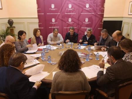 Imagen Cerezo de Abajo se suma al servicio de recogida de perros abandonados que presta la Diputación