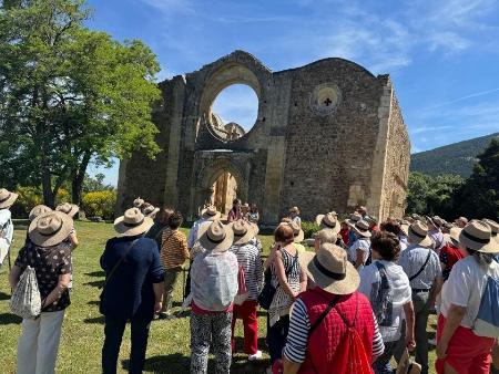 Imagen El curso de Aulas Sociales en el CEAAS de Prádena de la Diputación culmina con una jornada de convivencia que reúne en Collado Hermoso a casi 180 participantes