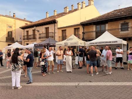Imagen Amor a primera birra con Alimentos de Segovia mantiene su tirón en la Feria de la cerveza de Prádena y encara su gran final en Riaza
